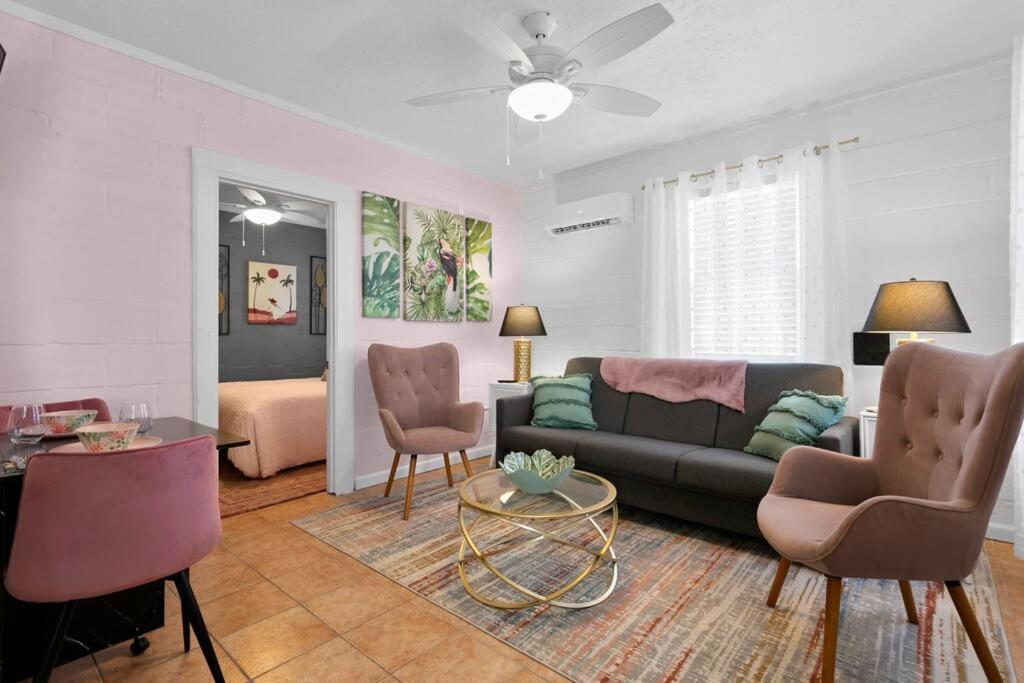 The Pink Oasis Waterfront 1 Bed Apt Apartment Tampa Ngoại thất bức ảnh