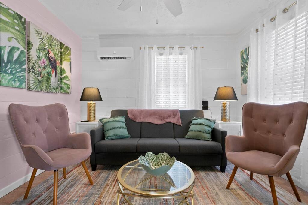The Pink Oasis Waterfront 1 Bed Apt Apartment Tampa Ngoại thất bức ảnh