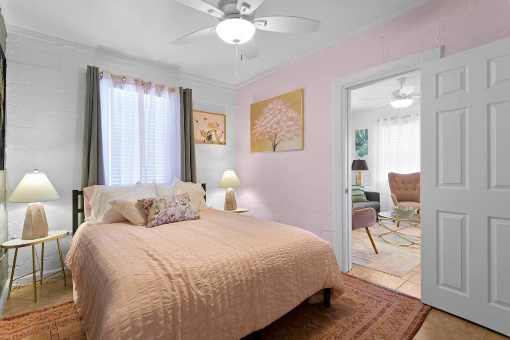 The Pink Oasis Waterfront 1 Bed Apt Apartment Tampa Ngoại thất bức ảnh